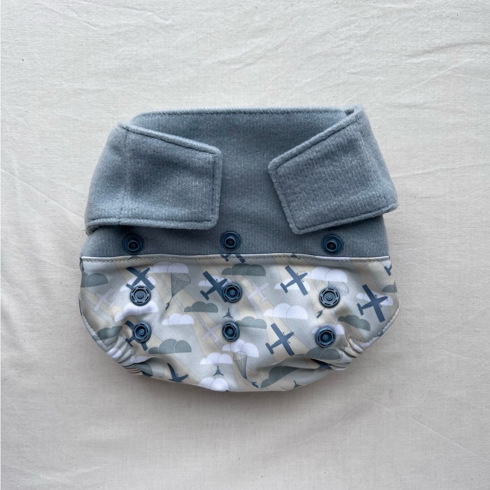Grovia Hybrid Re-usable Diaper Shell Hook & Loop Closure - Maverick